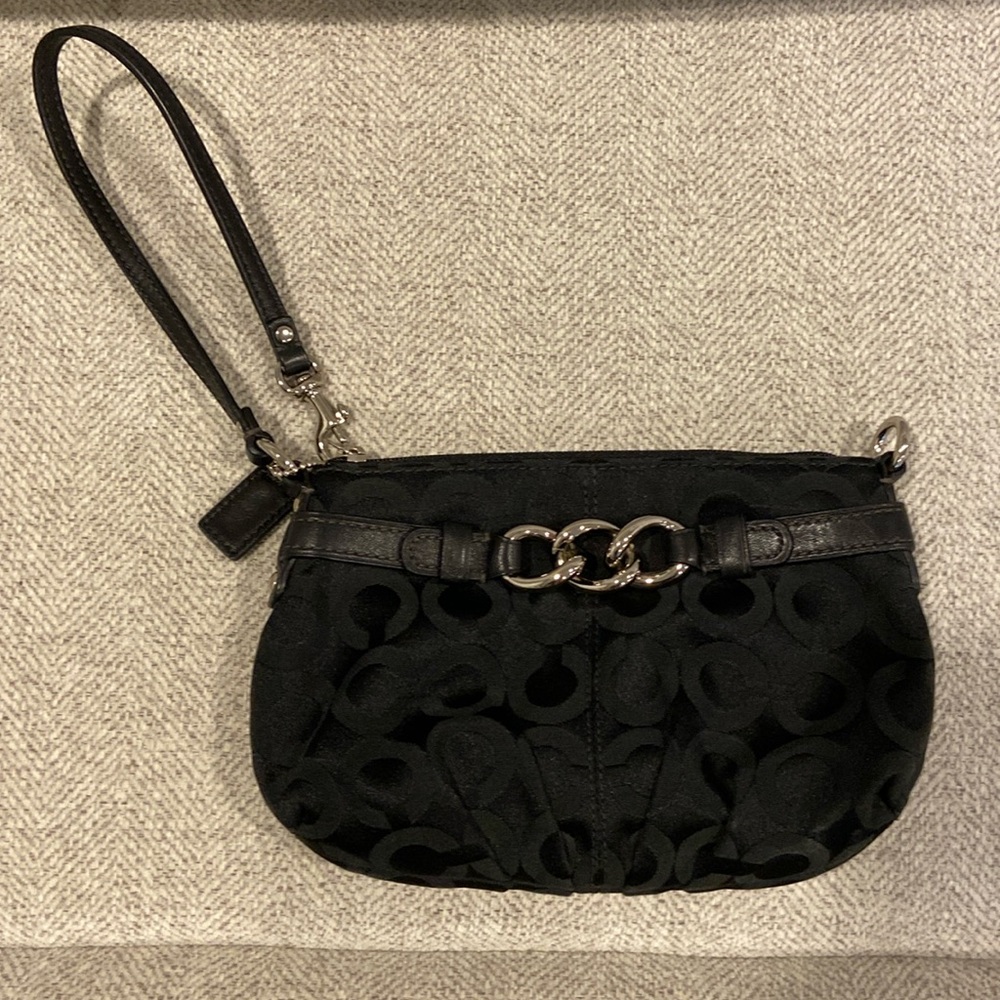 Coach ziplet clutch bag